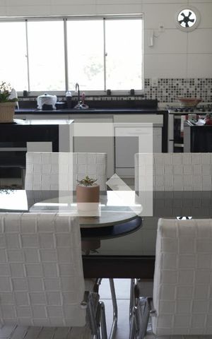 Casa à venda com 360m², 3 quartos e 8 vagasCozinha - casa 1