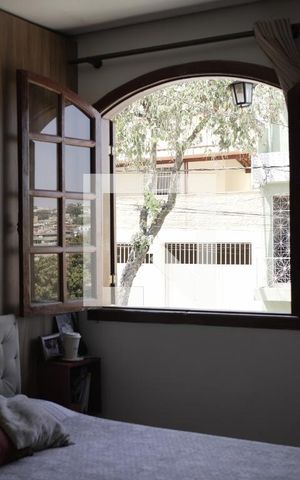 Casa à venda com 360m², 3 quartos e 8 vagassuíte casa 1