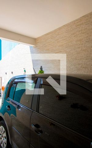 Casa à venda com 129m², 3 quartos e 3 vagas Casa à venda com 129m², 3 quartos e 3 vagasGaragem