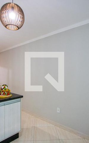 Casa à venda com 129m², 3 quartos e 3 vagas Casa à venda com 129m², 3 quartos e 3 vagasCozinha