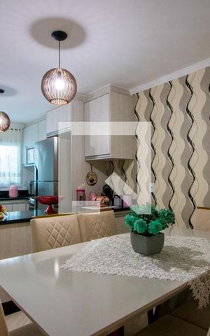 Casa à venda com 129m², 3 quartos e 3 vagas Casa à venda com 129m², 3 quartos e 3 vagasCopa