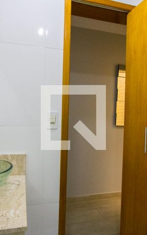 Casa à venda com 129m², 3 quartos e 3 vagas Casa à venda com 129m², 3 quartos e 3 vagasBanheiro social