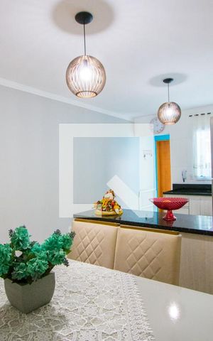 Casa à venda com 129m², 3 quartos e 3 vagas Casa à venda com 129m², 3 quartos e 3 vagasCopa