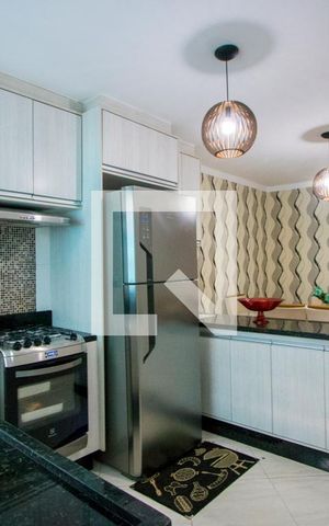 Casa à venda com 129m², 3 quartos e 3 vagas Casa à venda com 129m², 3 quartos e 3 vagasCozinha
