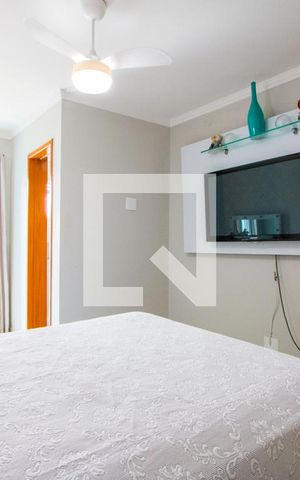 Casa à venda com 129m², 3 quartos e 3 vagas Casa à venda com 129m², 3 quartos e 3 vagasQuarto 1 - Suíte