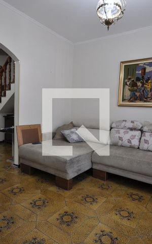 Casa para alugar com 280m², 3 quartos e 2 vagasSala