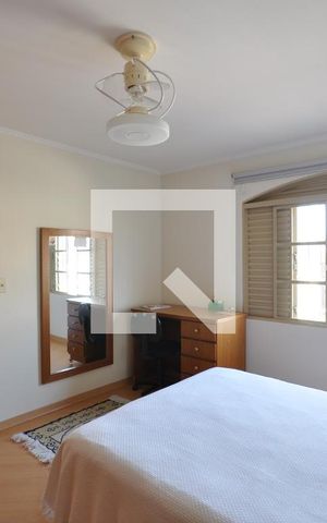 Casa para alugar com 280m², 3 quartos e 2 vagasQuarto 2