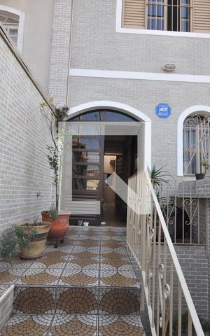Casa para alugar com 280m², 3 quartos e 2 vagasCorredor de entrada