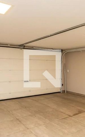 Casa de condomínio à venda com 337m², 3 quartos e 2 vagasÁrea comum