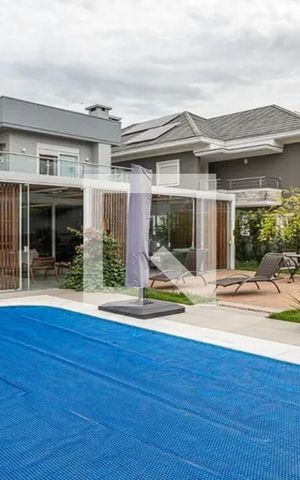 Casa de condomínio à venda com 337m², 3 quartos e 2 vagasÁrea comum