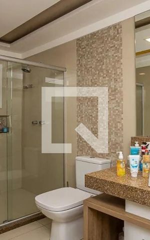 Casa de condomínio à venda com 337m², 3 quartos e 2 vagasBanheiro - Quarto 3