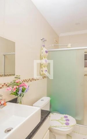 Casa à venda com 303m², 4 quartos e 2 vagasLavabo