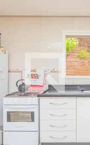 Casa à venda com 303m², 4 quartos e 2 vagasCozinha