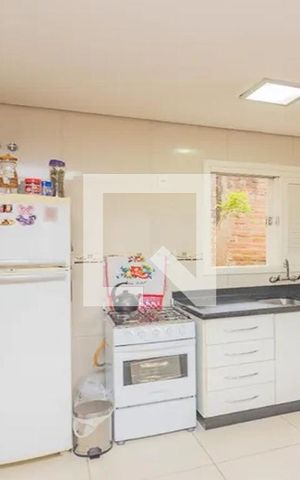 Casa à venda com 303m², 4 quartos e 2 vagasCozinha