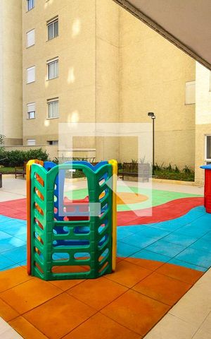 Apartamento para alugar com 36m², 2 quartos e sem vaga Apartamento para alugar com 36m², 2 quartos e sem vagaÁrea comum - Playground