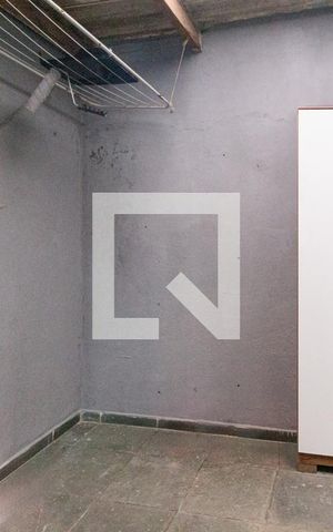 Casa à venda com 180m², 3 quartos e 2 vagasÁrea de serviço