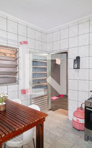 Casa à venda com 180m², 3 quartos e 2 vagasCozinha