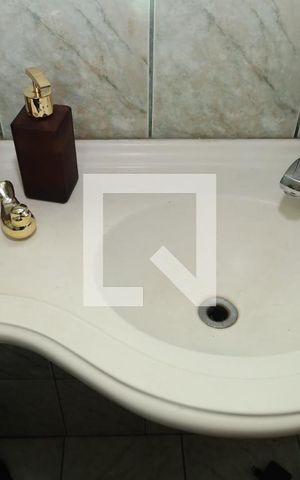 Casa à venda com 260m², 3 quartos e 2 vagasBanheiro 1
