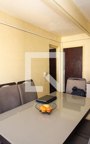 Apartamento à venda com 32m², 1 quarto e 1 vaga Apartamento à venda com 32m², 1 quarto e 1 vagaSala