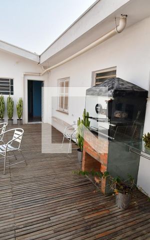 Casa à venda com 450m², 6 quartos e 3 vagasQuintal e Churrasqueira