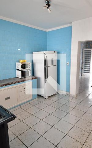 Casa à venda com 450m², 6 quartos e 3 vagasCozinha