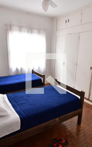 Casa à venda com 450m², 6 quartos e 3 vagasQuarto 1