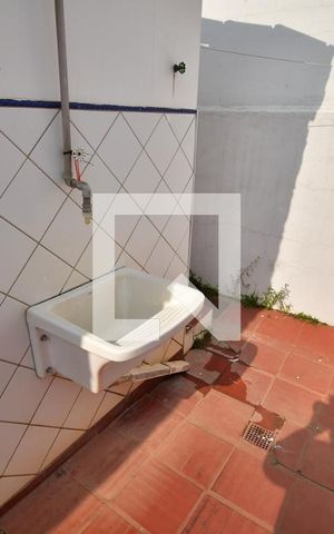 Casa à venda com 450m², 6 quartos e 3 vagasÁrea de Serviço