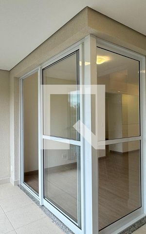 Apartamento para alugar com 67m², 2 quartos e 1 vagaVaranda