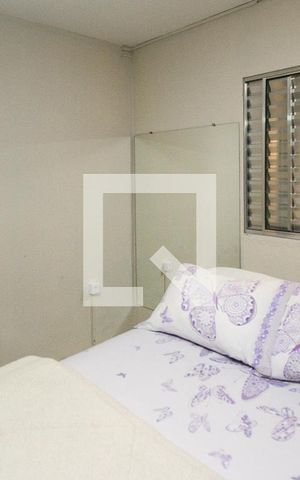 Casa à venda com 225m², 4 quartos e 2 vagas Casa à venda com 225m², 4 quartos e 2 vagasQuarto casa 04