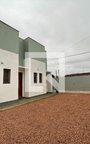 Casa para alugar com 33m², 1 quarto e 1 vaga Casa para alugar com 33m², 1 quarto e 1 vagaÁrea Externa