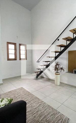 Casa para alugar com 33m², 1 quarto e 1 vaga Casa para alugar com 33m², 1 quarto e 1 vagaSala
