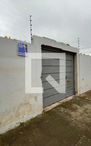 Casa para alugar com 33m², 1 quarto e 1 vaga Casa para alugar com 33m², 1 quarto e 1 vagaFachada/Placa