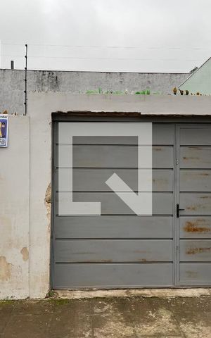 Casa para alugar com 33m², 1 quarto e 1 vaga Casa para alugar com 33m², 1 quarto e 1 vagaFachada/Placa