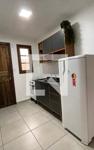 Casa para alugar com 33m², 1 quarto e 1 vaga Casa para alugar com 33m², 1 quarto e 1 vagaCozinha