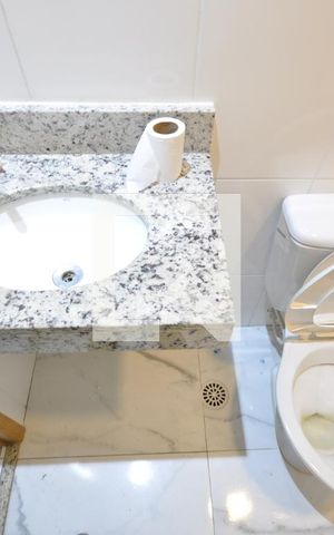 Apartamento à venda com 38m², 2 quartos e sem vagaBanheiro
