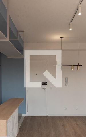 Apartamento para alugar com 34m², 1 quarto e 1 vaga Apartamento para alugar com 34m², 1 quarto e 1 vagaSala