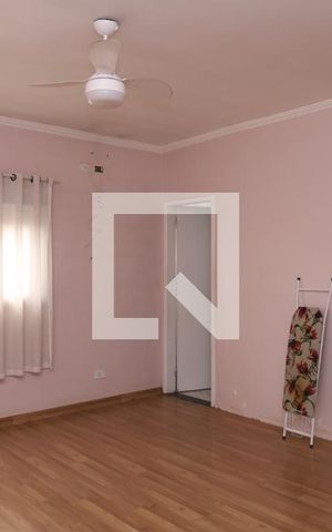 Casa para alugar com 280m², 3 quartos e 8 vagasQuarto 3