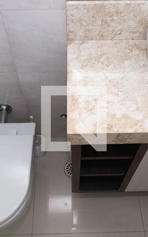 Casa para alugar com 280m², 3 quartos e 8 vagasBanheiro