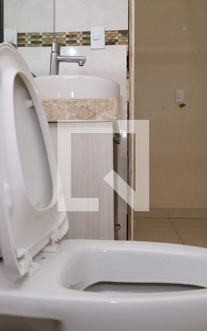 Casa para alugar com 280m², 3 quartos e 8 vagasLavabo