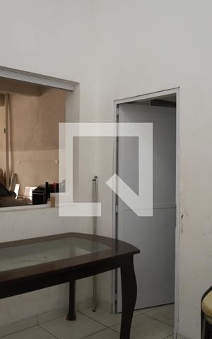 Casa para alugar com 280m², 3 quartos e 8 vagasEdícula