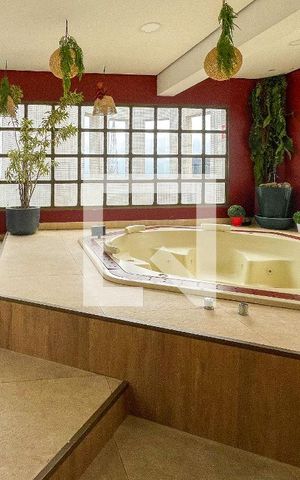 Casa para alugar com 51m², 1 quarto e 1 vaga Casa para alugar com 51m², 1 quarto e 1 vagaHidromassagem