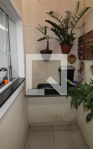 Casa à venda com 50m², 2 quartos e 1 vagaÁrea de Serviço