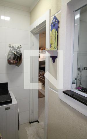 Casa à venda com 50m², 2 quartos e 1 vagaÁrea de Serviço