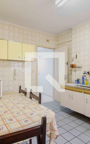 Apartamento à venda com 93m², 2 quartos e 1 vagaCozinha