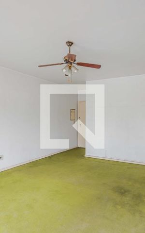 Apartamento à venda com 93m², 2 quartos e 1 vagaSala