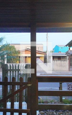 Casa à venda com 60m², 2 quartos e 3 vagas Casa à venda com 60m², 2 quartos e 3 vagasVista da Sala
