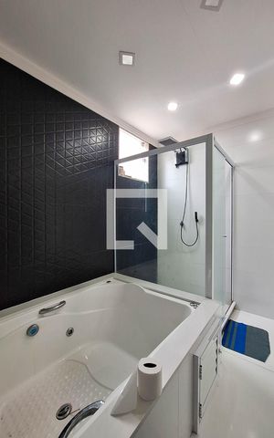 Casa à venda com 350m², 5 quartos e 1 vaga Casa à venda com 350m², 5 quartos e 1 vagaBanheiro da Suíte 1