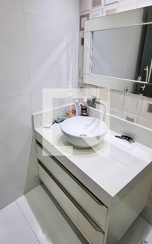 Casa à venda com 350m², 5 quartos e 1 vaga Casa à venda com 350m², 5 quartos e 1 vagaBanheiro da Suíte 2
