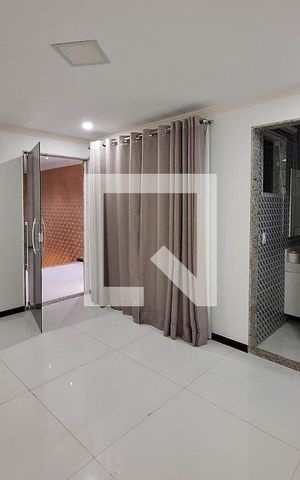 Casa à venda com 350m², 5 quartos e 1 vaga Casa à venda com 350m², 5 quartos e 1 vagaSuíte 4