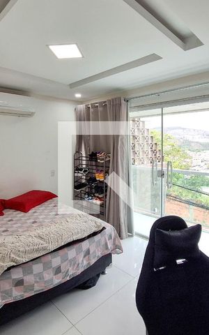 Casa à venda com 350m², 5 quartos e 1 vaga Casa à venda com 350m², 5 quartos e 1 vagaSuíte 1